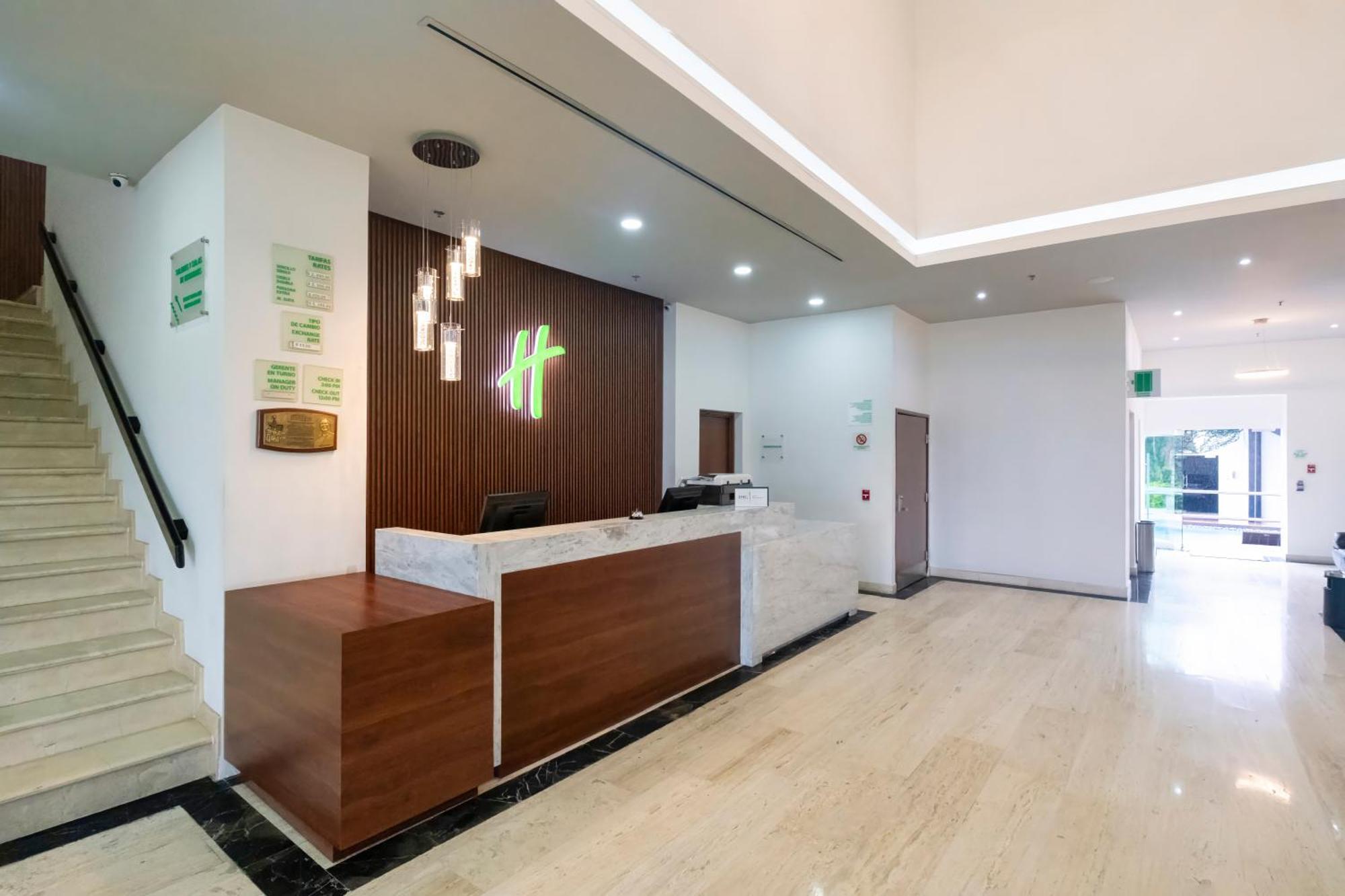 Holiday Inn Uruapan By Ihg Exterior foto